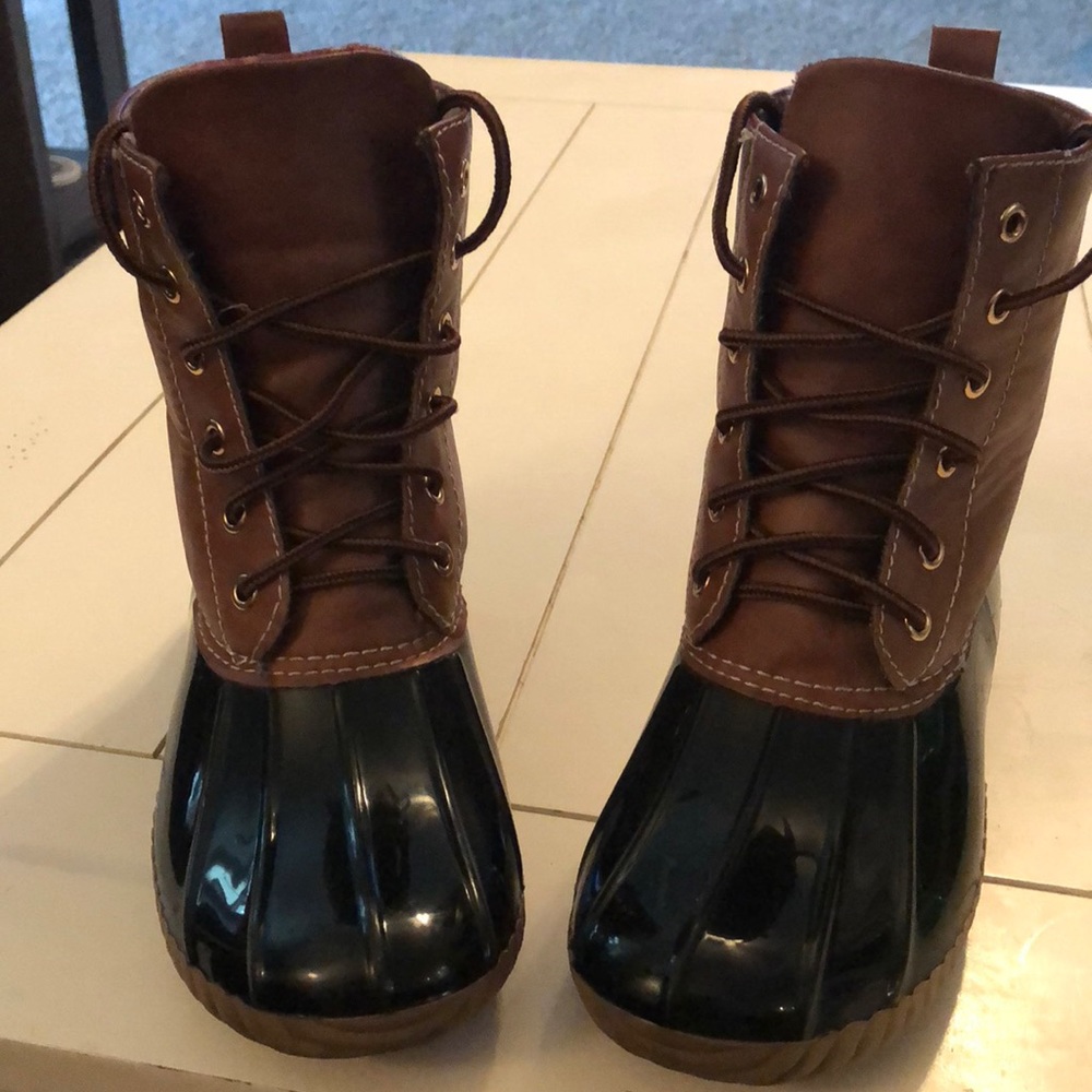 Boutique duck/ rain boots
